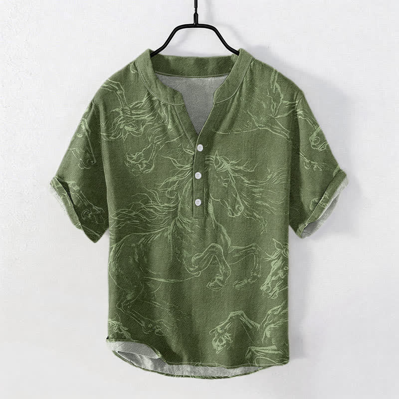 Buddha Stones Camicia da uomo a maniche corte con mezzo bottone, in cotone, con motivo a cavalli al galoppo. - Verde oliva - US/UK/AU50, EU60 (5XL) - image 0