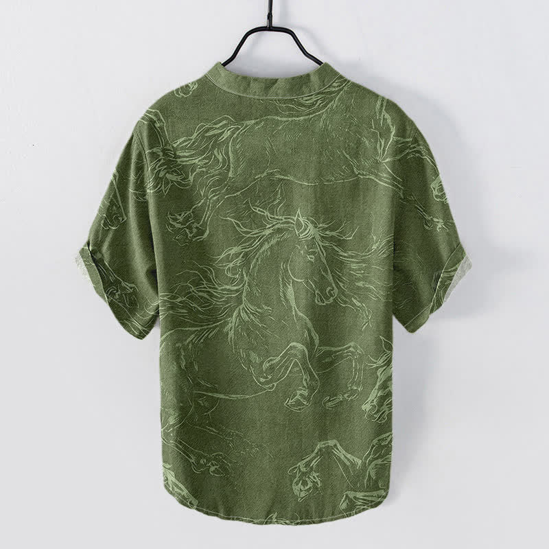 Buddha Stones Camicia da uomo a maniche corte con mezzo bottone, in cotone, con motivo a cavalli al galoppo. - image 1