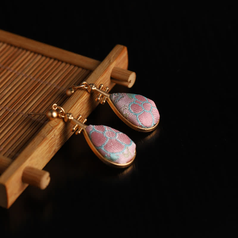 Buddha Stones Orecchini a goccia artigianali Song Brocade con motivo floreale a forma di pipa, armonia - image 1