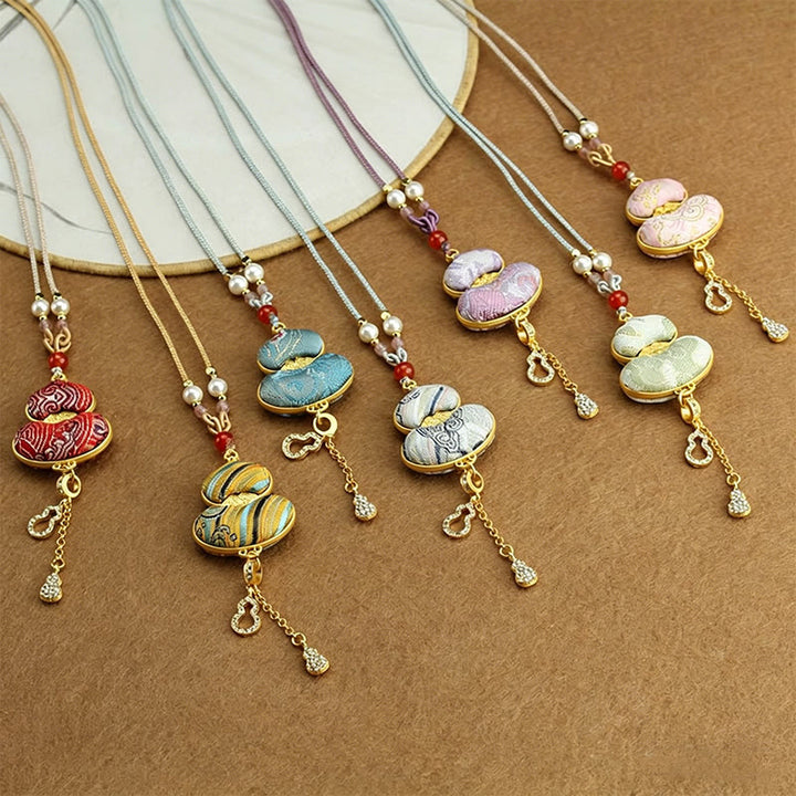 Buddha Stones Collana elegante con zucca in broccato Song - image 0