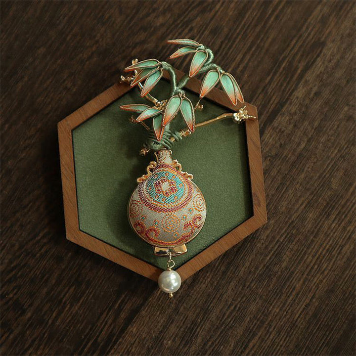 Buddha Stones Spilla con design a foglie di bambù e broccato Song, vaso con motivo a broccato, equilibrio - image 0