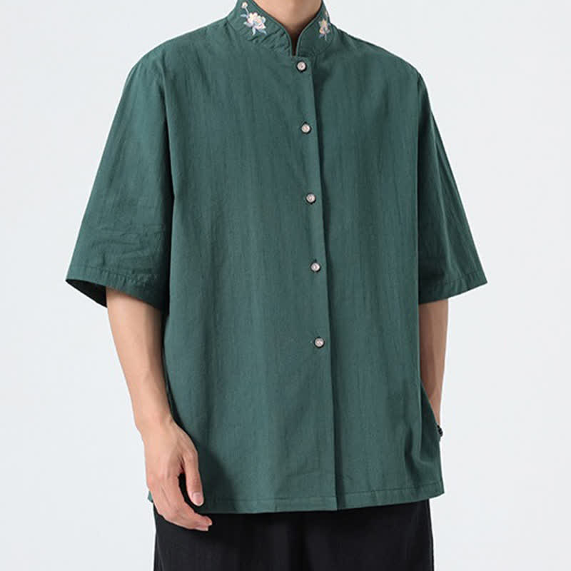 Buddha Stones Camicia da uomo tinta unita stile Tang estiva con colletto alla coreana e ricamo a loto. - image 2