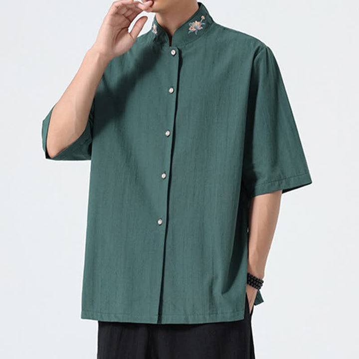 Buddha Stones Camicia da uomo tinta unita stile Tang estiva con colletto alla coreana e ricamo a loto. - image 6