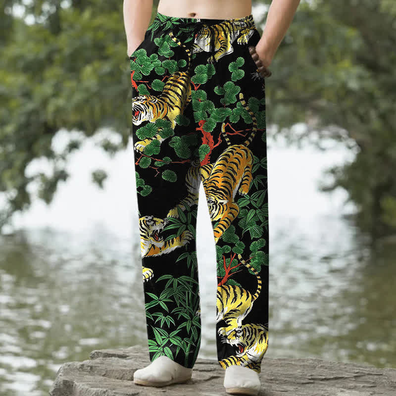 Buddha Stones Pantaloni da uomo affusolati con tasche, in cotone con stampa tigre nella giungla. - Nero - US/UK/AU50, EU60 (5XL) - image 0