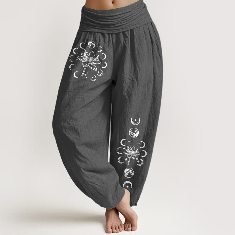 Buddha Stones Pantaloni harem da donna in puro cotone con motivo a loto e fasi lunari, con elastico in vita. - Grigio tenue - US16, UK/AU20, EU48 (3XL) - image 8