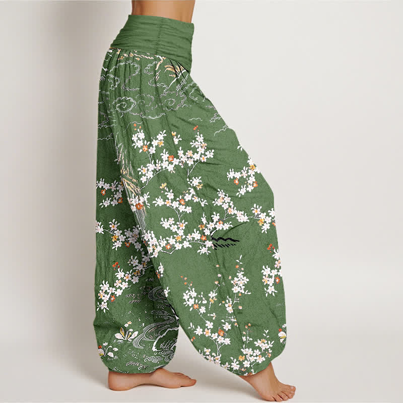 Buddha Stones Pantaloni harem da donna in puro cotone bianco con motivo floreale a tralci e nuvole di buon auspicio, con elastico in vita. - image 2
