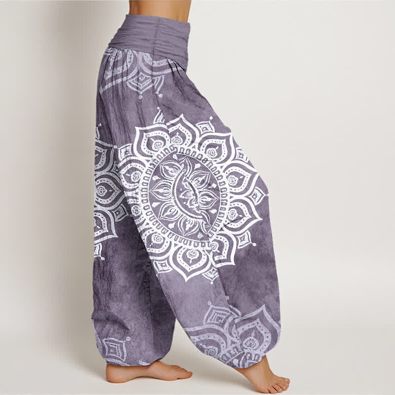 Buddha Stones Pantaloni harem da donna in puro cotone bianco con motivo floreale mandala e vita elasticizzata. - image 7