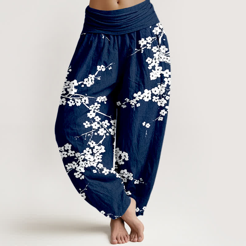 Buddha Stones Pantaloni harem da donna in puro cotone con motivo a rami fioriti bianchi e vita elasticizzata. - Marina - US16, UK/AU20, EU48 (3XL) - image 0