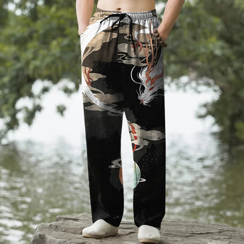 Buddha Stones Pantaloni da uomo affusolati in cotone bianco con motivo drago e nuvole, con tasche. - Nero - US/UK/AU50, EU60 (5XL) - image 4
