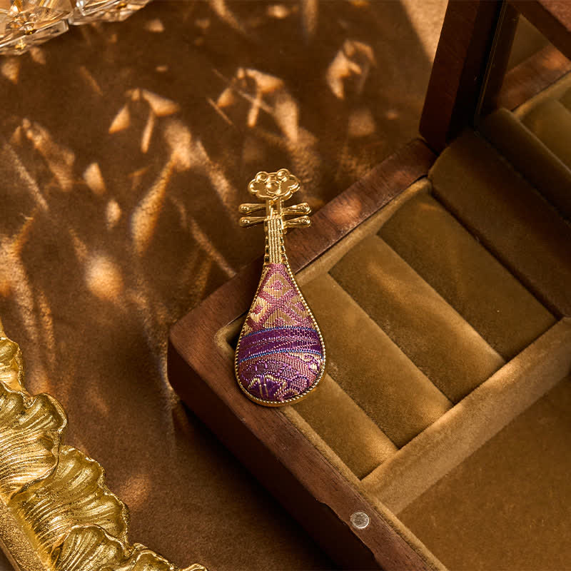 Buddha Stones Spilla cinese Song Brocade a forma di Guqin, realizzata a mano, con armonia floreale. - image 2