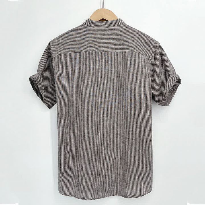 Buddha Stones Camicia da uomo estiva a maniche corte con mezza abbottonatura e righe sottili. - image 1