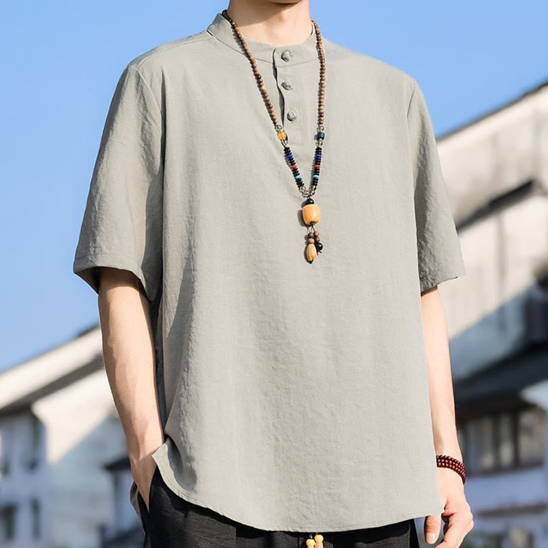 Buddha Stones Camicia da uomo estiva casual a maniche corte con colletto alla coreana e tre bottoni, tinta unita. - image 4