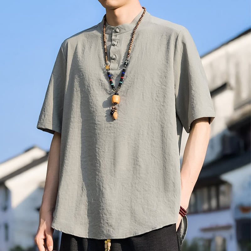 Buddha Stones Camicia da uomo estiva casual a maniche corte con colletto alla coreana e tre bottoni, tinta unita. - image 2