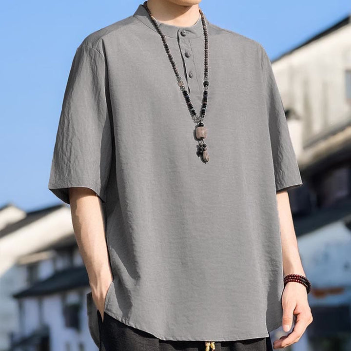 Buddha Stones Camicia da uomo estiva casual a maniche corte con colletto alla coreana e tre bottoni, tinta unita. - image 21