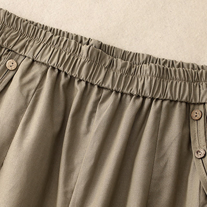 Buddha Stones Pantaloni corti da donna casual primavera estate con bottoni decorativi, modello harem con tasche. - image 11