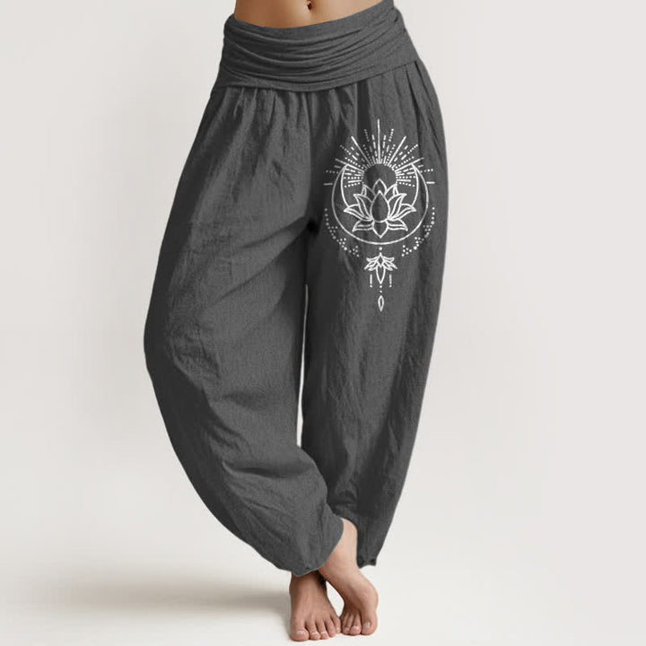 Buddha Stones Pantaloni harem da donna in puro cotone con motivo a loto e vita elasticizzata - Grigio tenue - US16, UK/AU20, EU48 (3XL) - image 11