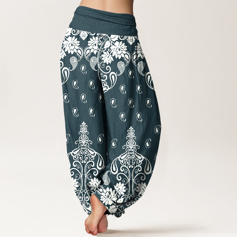 Buddha Stones Pantaloni harem da donna in puro cotone bianco con fantasia floreale paisley e vita elasticizzata. - image 6