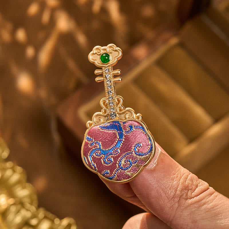 Buddha Stones Spilla energetica a forma di pipa viola, realizzata a mano in broccato Song Brocade - image 6