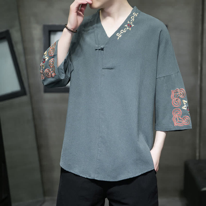 Buddha Stones Camicia da uomo a maniche corte con scollo a V, ricamo, un bottone a rana e stampa floreale, stile Summer Tang. - image 2