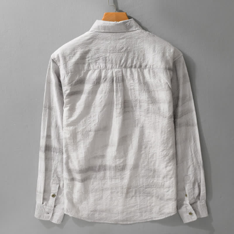 Buddha Stones Camicia da uomo primaverile/estiva casual minimalista con bottoni, tinta unita grigio inchiostro e taschino applicato. - image 1