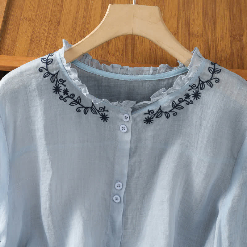 Buddha Stones Camicia da donna estiva casual vintage azzurra con ricami e bottoni, maniche a tre quarti. - image 3