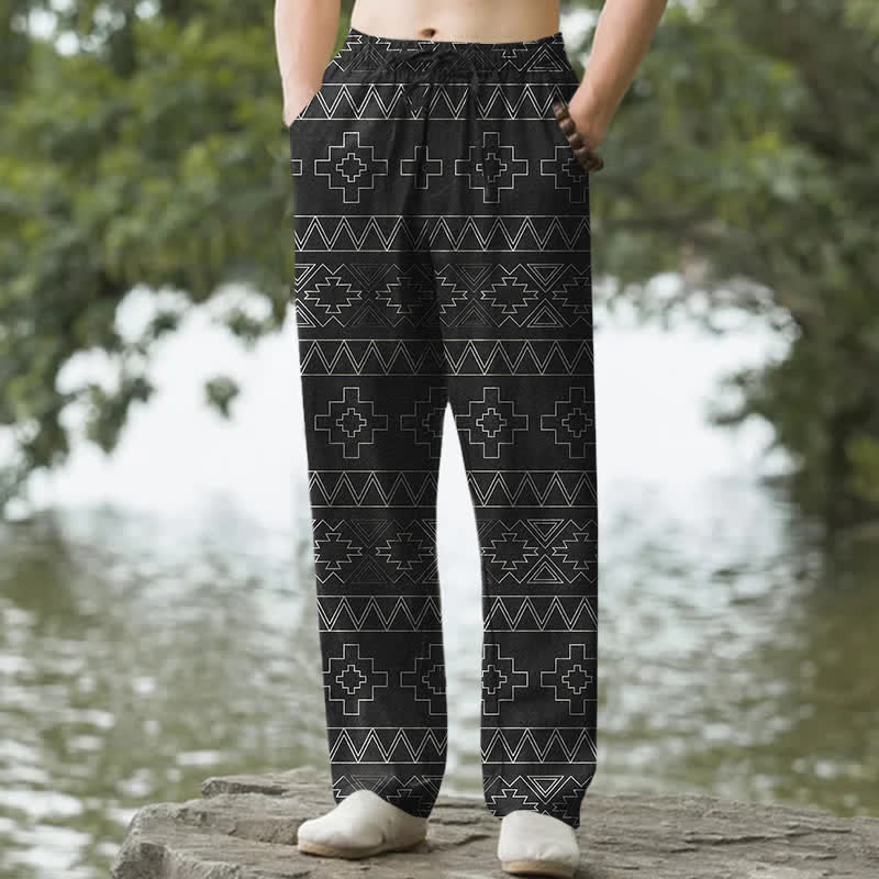 Buddha Stones Pantaloni da uomo affusolati in cotone bianco con motivo geometrico tribale e tasche. - Nero - US/UK/AU50, EU60 (5XL) - image 0