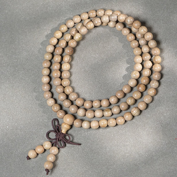 Buddha Stones Mala di perle in legno di canfora naturale, con 108 perle, della serie "Perseverance". - 6 mm - image 0