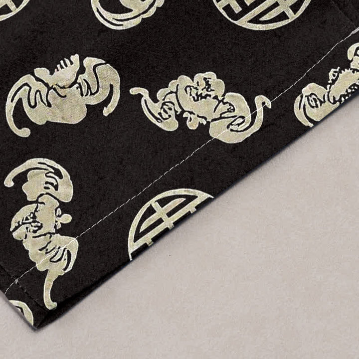 Buddha Stones Pantaloni da uomo affusolati con tasche, modello Longevity Cloud Round Emblem in cotone. - image 2