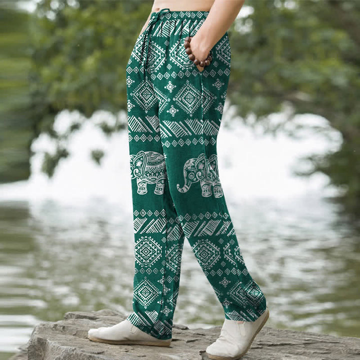 Buddha Stones Pantaloni da uomo affusolati in cotone con motivo tribale a elefanti e tasche. - image 1