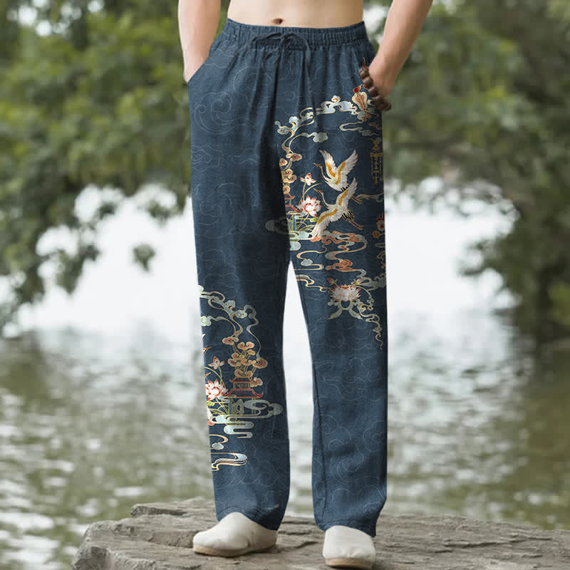 Buddha Stones Pantaloni da uomo affusolati con tasche, in cotone bianco con motivo gru, nuvole propizie e padiglione con loto. - SteelBlue - US/UK/AU50, EU60 (5XL) - image 6