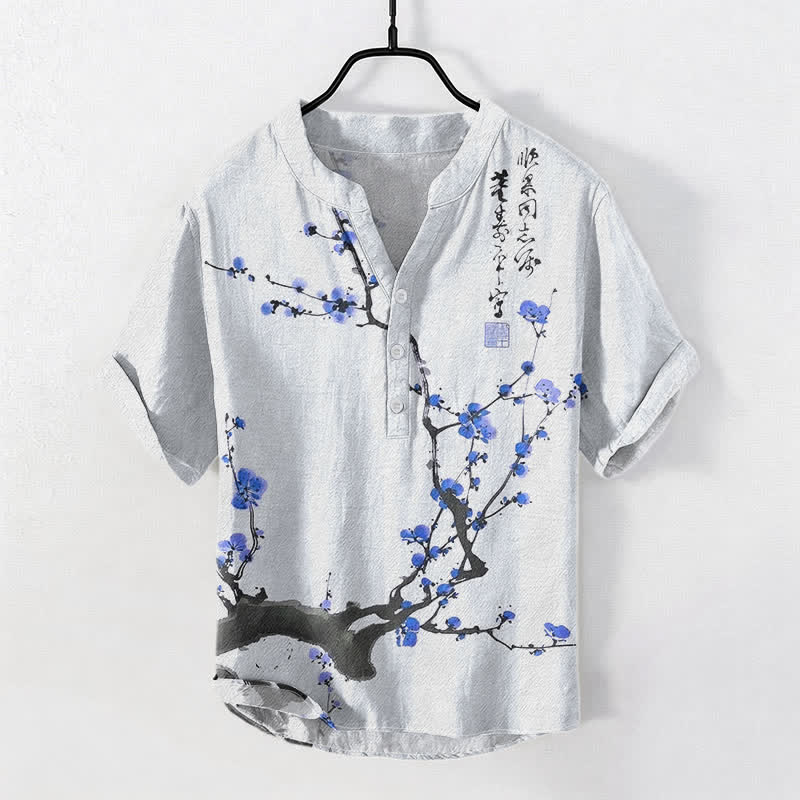 Buddha Stones Camicia da uomo a maniche corte con mezzo bottone, in cotone, con motivo a ramo di pruno in fiore e calligrafia. - Azzurro cielo chiaro - US/UK/AU50, EU60 (5XL) - image 5