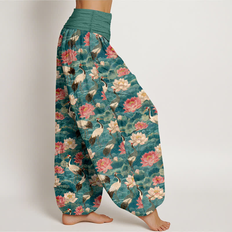 Buddha Stones Pantaloni harem da donna in cotone con motivo a gru di loto e elastico in vita. - image 1