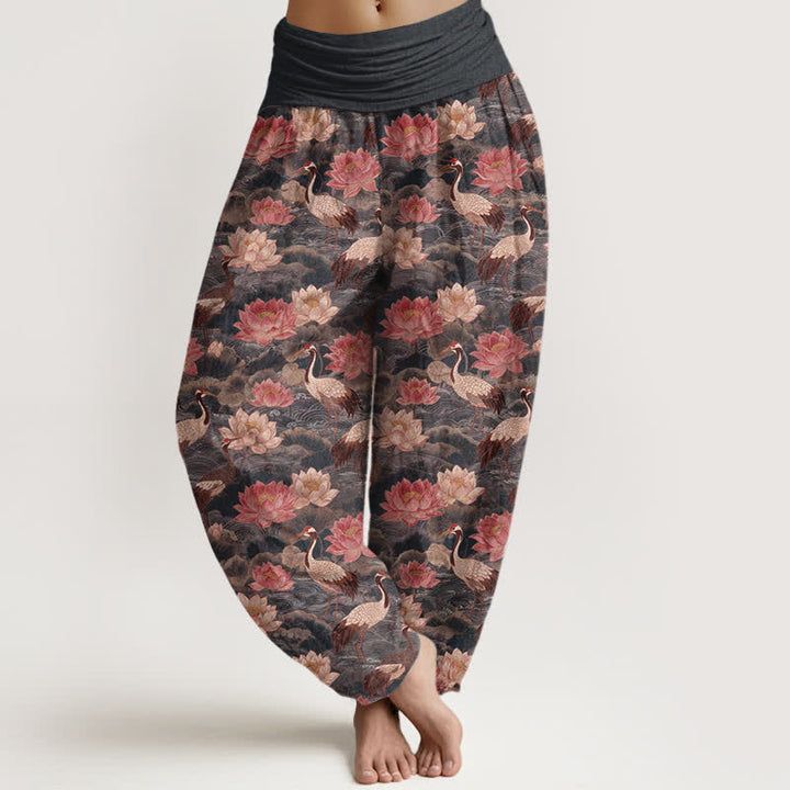 Buddha Stones Pantaloni harem da donna in cotone con motivo a gru di loto e elastico in vita. - Grigio tenue - US16, UK/AU20, EU48 (3XL) - image 5