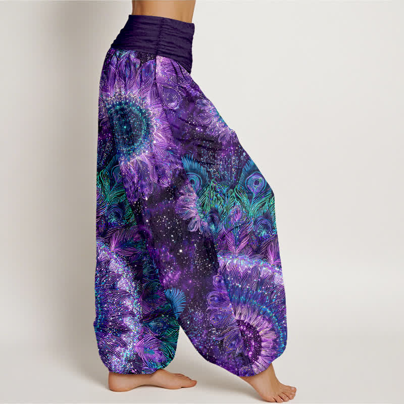 Buddha Stones Pantaloni harem da donna in cotone con motivo a piume di pavone e elastico in vita. - image 1