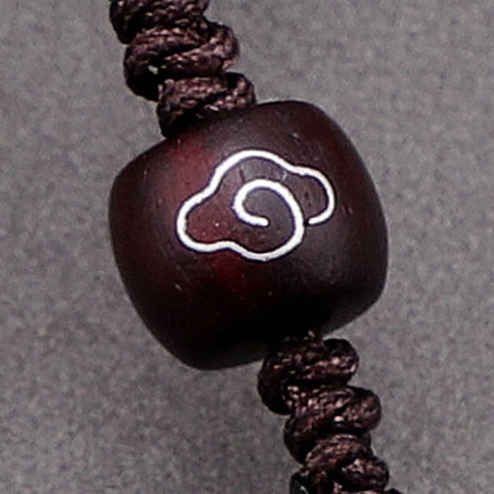 Buddha Stones Collana con ciondolo a forma di nodo infinito e corda dell'eternità in legno di sandalo rosso - image 12