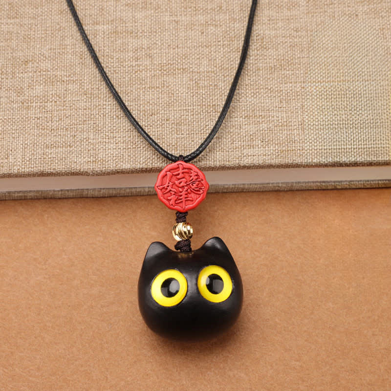 Buddha Stones Collana regolabile con gatto portafortuna in legno di ebano e sandalo rosso. - image 3