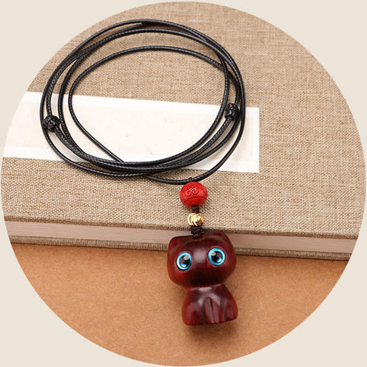 Buddha Stones Collana con ciondolo a forma di gatto carino in legno di ebano e sandalo rosso - image 7