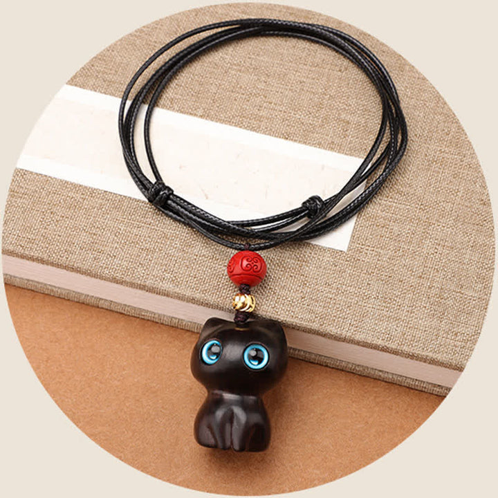 Buddha Stones Collana con ciondolo a forma di gatto carino in legno di ebano e sandalo rosso - image 3