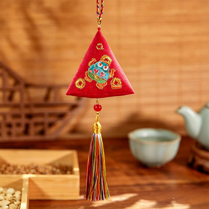 Buddha Stones Ricamo Zongzi Triangolo Scorpione Simpatico Animale Decorazione - Rospo rosso - image 4