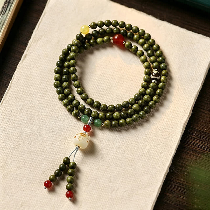 Buddha Stones Ciondolo a forma di gatto intrecciato a mano in legno di sandalo verde Serenity Mala etnico retrò - Sandalo verde (Energia calma ♥ Equilibrio spirituale) - image 0
