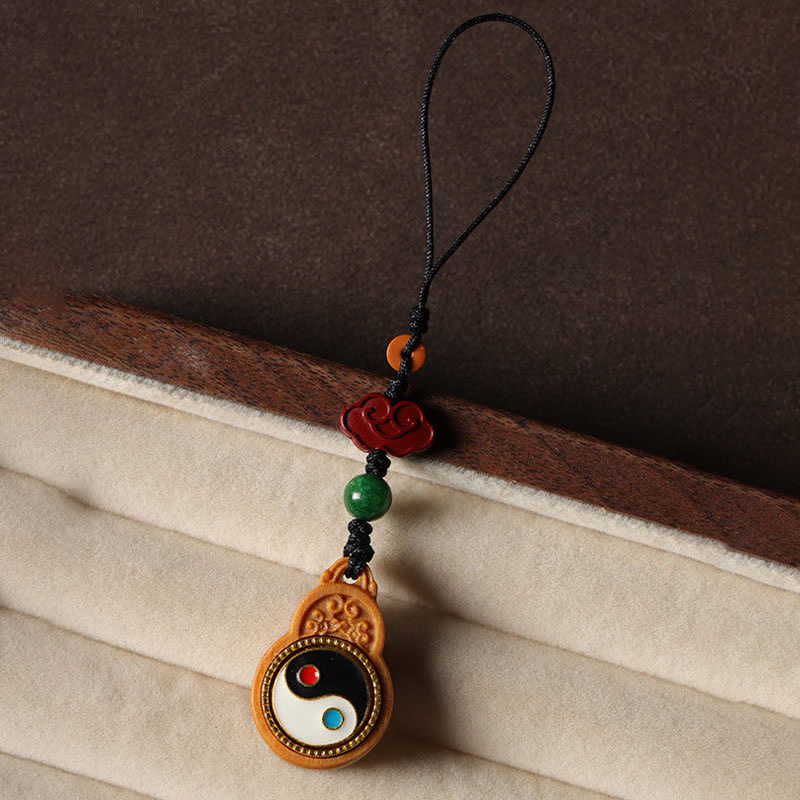 Buddha Stones Decorazione da appendere al telefono a forma di zucca con simbolo Yin Yang e legno di sandalo verde Bagua. - image 3