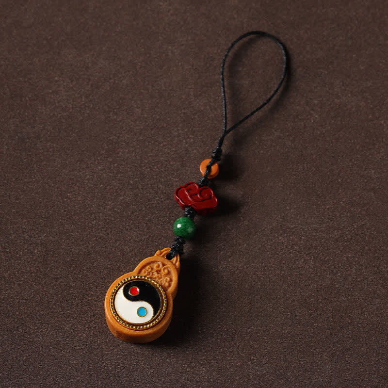 Buddha Stones Decorazione da appendere al telefono a forma di zucca con simbolo Yin Yang e legno di sandalo verde Bagua. - image 2
