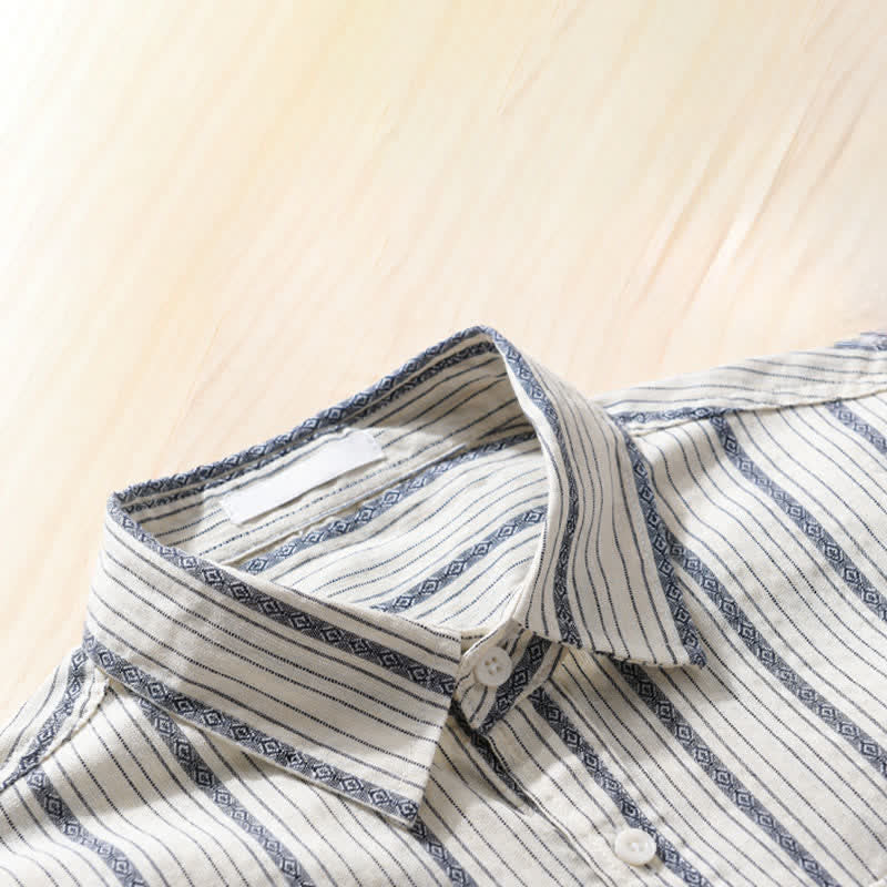 Buddha Stones Camicia da uomo estiva casual a maniche corte in cotone a righe con bottoni e taschino applicato - image 2