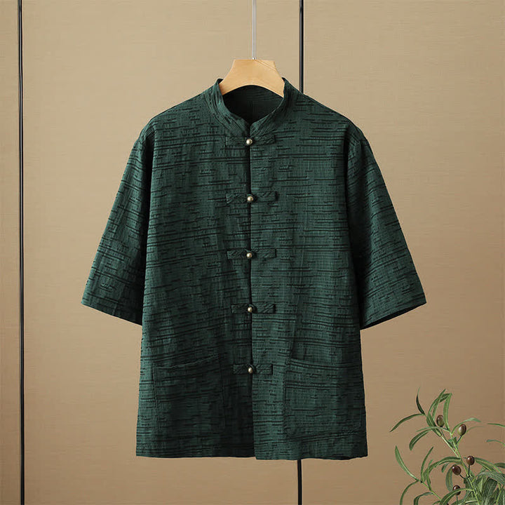 Buddha Stones Camicia da uomo estiva stile Tang, casual, con colletto alla coreana, bottoni a rana, maniche a tre quarti e tasche. - Verde scuro - US/UK/AU48, EU58 (6XL) - image 0
