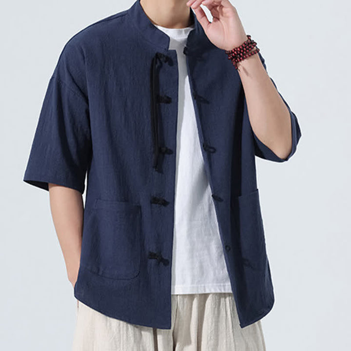 Buddha Stones Camicia da uomo estiva stile Tang, casual, con colletto alla coreana, bottoni a rana, maniche a tre quarti e taschino. - image 2