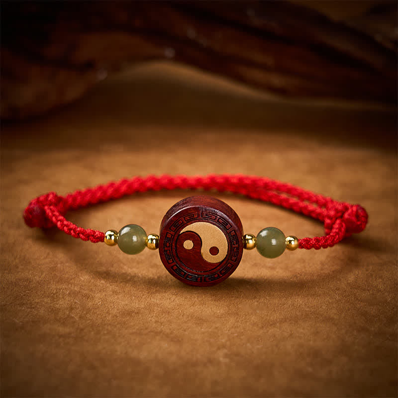Buddha Stones Braccialetto rosso con cordino rosso e giada di sandalo viola e simbolo Yin Yang. - image 2
