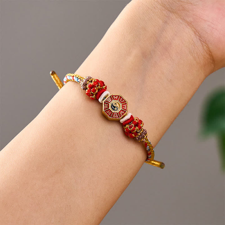Buddha Stones Braccialetto tibetano intrecciato a mano con ciondolo Bagua colorato e moneta cinese Bagua. - image 12
