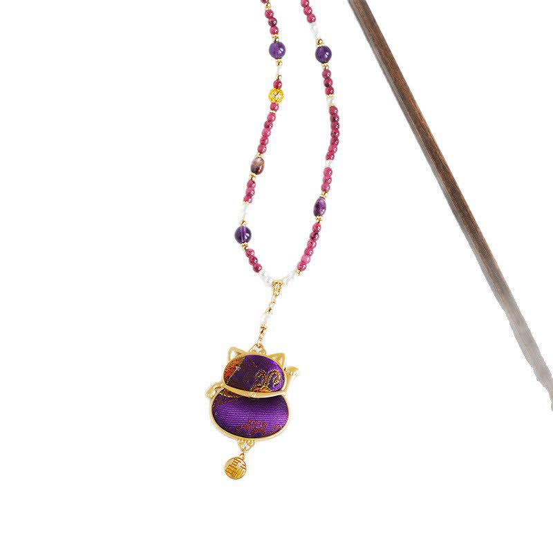 Buddha Stones Collana con ciondolo a forma di gatto portafortuna in tessuto broccato e simbolo di benedizione Song Fu. - image 6