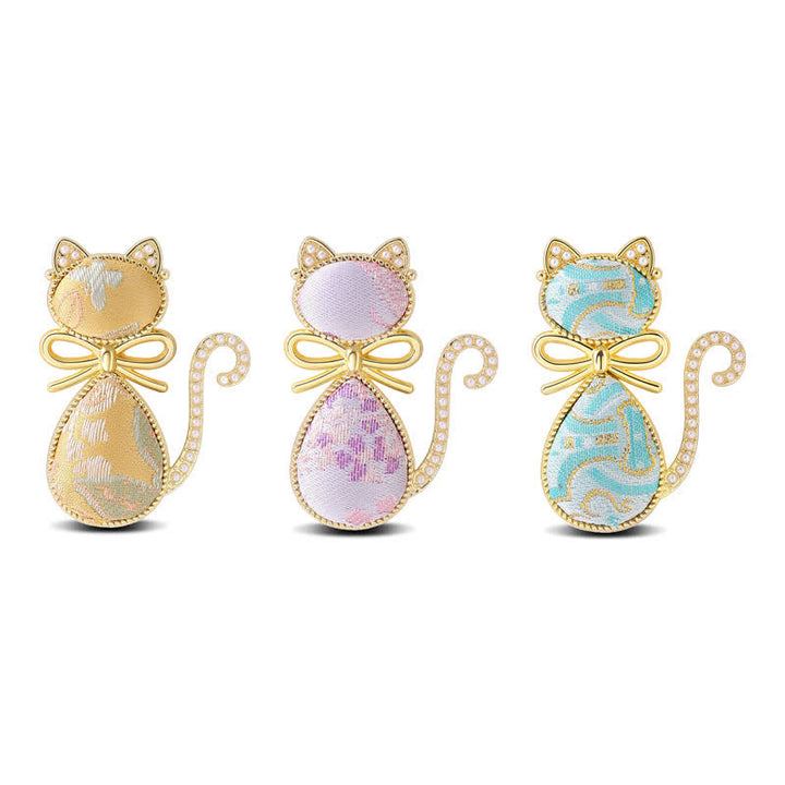 Buddha Stones Spilla con fiocco a gatto in broccato Pearl Song Purity - image 0