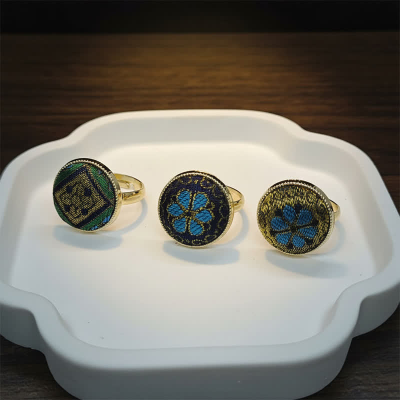 Buddha Stones Anello rotondo regolabile con motivo floreale in broccato Song, realizzato a mano. - image 9